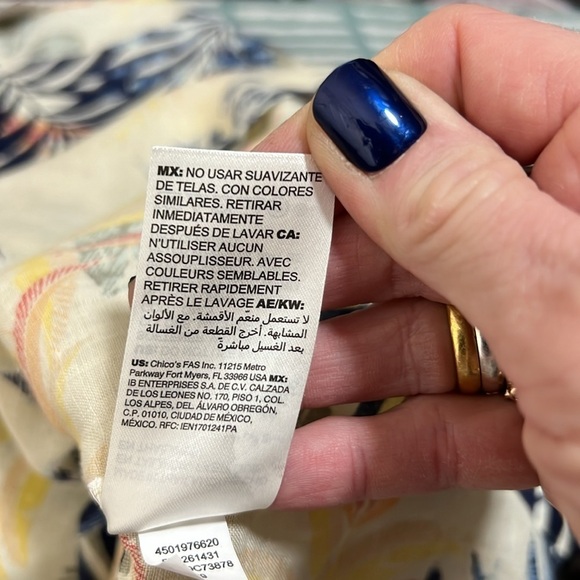 Chico's Linen No Iron Tropical Print Quarter Sleeve Blouse Size 3(16-18) - Picture 4 of 9